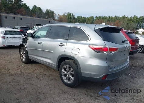 2015 Toyota Highlander Le Plus V6 from USA, damaged, VIN 5TDBKRFH5FS178528